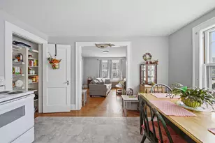 15-15 1/2 Marshall St, Nashua, NH 03064 - Photo 13
