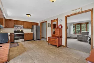 8 Rocky Hill Rd, Litchfield, NH 03052 - Photo 15