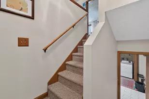 8 Rocky Hill Rd, Litchfield, NH 03052 - Photo 7