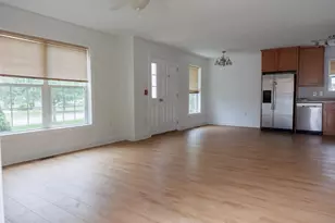 99 Sarasota Ln, Laconia, NH 03246 - Photo 5