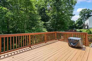 77 Tsienneto Rd, Derry, NH 03038 - Photo 9