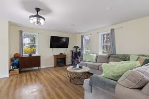 2 Marblehead Rd, Windham, NH 03087 - Photo 7