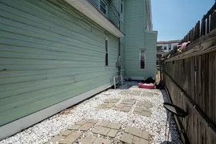 312 Merrimack St, Manchester, NH 03103 - Photo 3