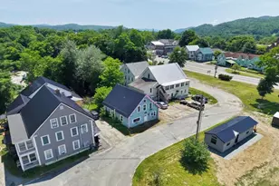 8 Oak Hill St, Haverhill, NH 03785 - Photo 33