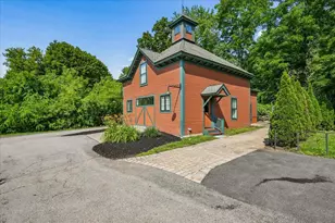 102 E Broadway, Derry, NH 03038 - Photo 33
