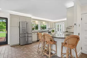 102 E Broadway, Derry, NH 03038 - Photo 11