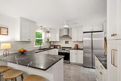 20 Hawkview Road, Hudson, NH 03051 - Photo 5