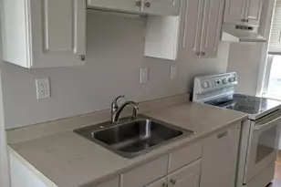 644 Pine St, Manchester, NH 03104 - Photo 27