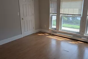644 Pine St, Manchester, NH 03104 - Photo 15