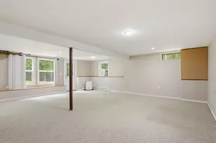 72 Old Farm Rd, Bedford, NH 03110 - Photo 33