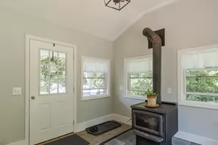 24 Westminster Dr, Fitzwilliam, NH 03447 - Photo 11