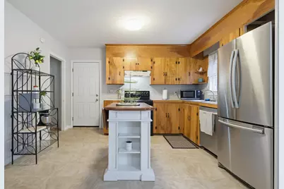 96 Saint Laurent Street, Epping, NH 03042 - Photo 5