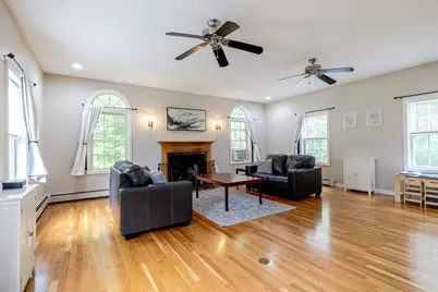 39 Lantern Lane, Hooksett, NH 03106 - Photo 5