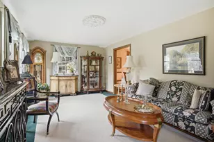 9 Whitman Rd, Nashua, NH 03062 - Photo 3