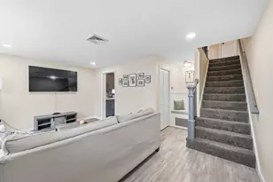 107 Franklin St Ext, Derry, NH 03038 - Photo 19