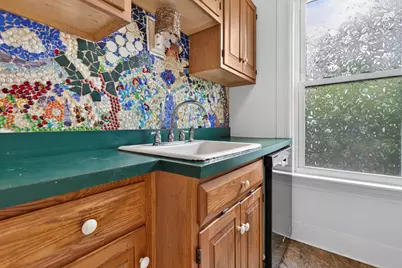 414 Walnut Street, Manchester, NH 03104 - Photo 49