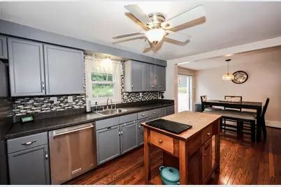6 Concord Avenue, Derry, NH 03038 - Photo 11