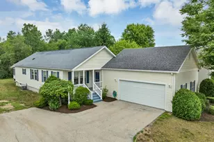 57 Sagewood Cir, Hooksett, NH 03106 - Photo 1