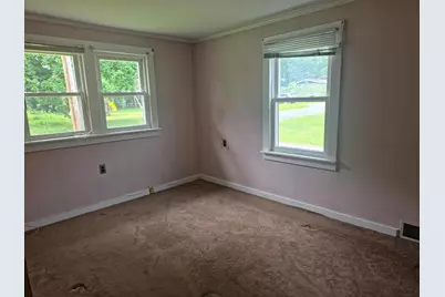 24 Cherry Street, Windsor, VT 05089 - Photo 11