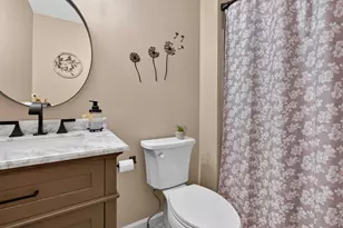14 Heather Ct, Nashua, NH 03062 - Photo 33