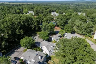 14 Heather Ct, Nashua, NH 03062 - Photo 5