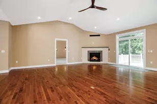 2 Elm St, Westminster, MA 01473 - Photo 13