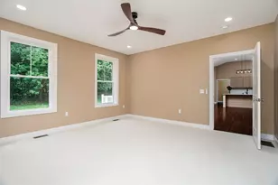 2 Elm St, Westminster, MA 01473 - Photo 19