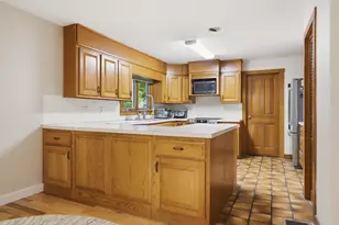 17 Spring Hill Rd, Mont Vernon, NH 03057 - Photo 15