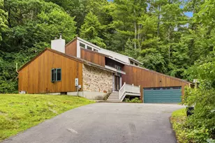 17 Spring Hill Rd, Mont Vernon, NH 03057 - Photo 23