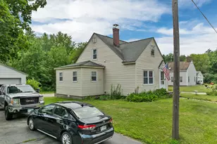 22 Medlyn St, Milford, NH 03055 - Photo 5