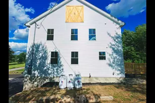 48A Pine St, Bethlehem, NH 03574 - Photo 3