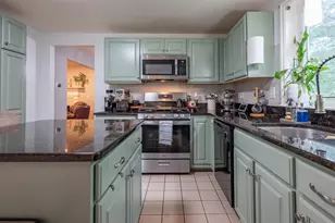 10 Castlegate Way, Nashua, NH 03063 - Photo 11