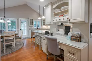 10 Melba Dr, Hudson, NH 03051 - Photo 15