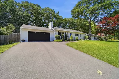 506 Oak Street, Manchester, NH 03104 - Photo 3