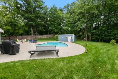 37 Pike Street, Nashua, NH 03060 - Photo 35