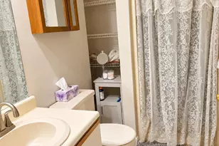 307B Amherst St, Nashua, NH 03063 - Photo 9