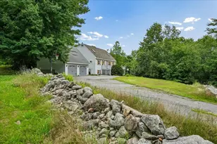10 Armands Way, Dunbarton, NH 03046 - Photo 3