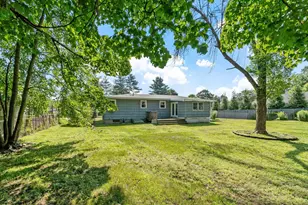 7 Mack St, Bedford, NH 03110 - Photo 31