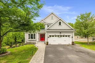 42 Stocklan Cir, Dover, NH 03820 - Photo 1