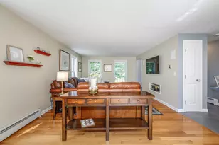 27 Aldrich St, Litchfield, NH 03052 - Photo 19