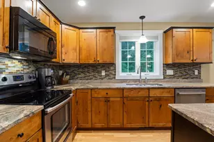 98 Ridgecrest Dr, Greenland, NH 03840 - Photo 25