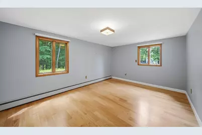 8 Escumbuit Road, Derry, NH 03038 - Photo 25