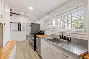 98 Vine St, Nashua, NH 03060 - Photo 11