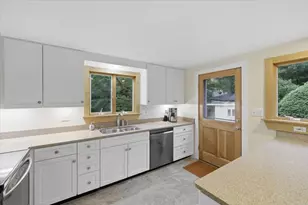 16 Lakeview Way, Auburn, NH 03032 - Photo 7