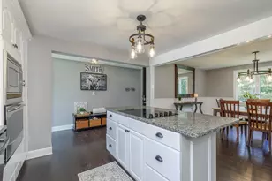 10 Collins Ave, Merrimack, NH 03054 - Photo 9