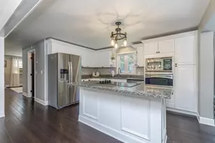 10 Collins Ave, Merrimack, NH 03054 - Photo 11
