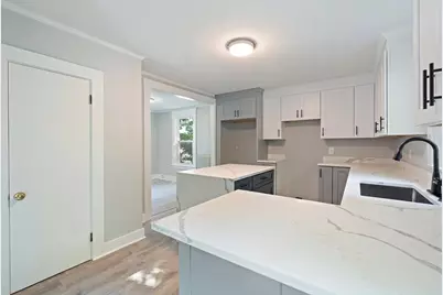 10 W High Street, Somersworth, NH 03878 - Photo 5