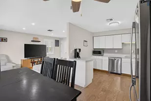 256 Stonebridge Dr, Nashua, NH 03063 - Photo 11