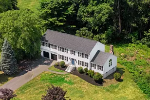 4 Elijah Hill Ln, Londonderry, NH 03053 - Photo 3