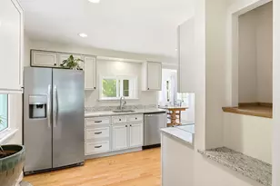 14 Hampton Falls Rd, Exeter, NH 03833 - Photo 9